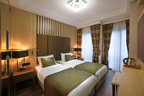 Pell Palace Hotel & Spa