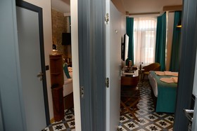 Pera Luna Residence