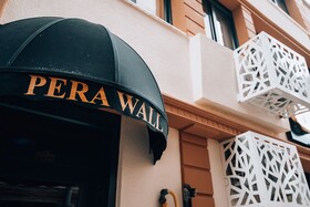 Pera Wall Hotel & Suites