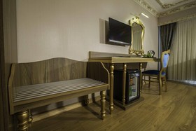 Phosphorion Hotel