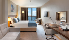 Port Bosphorus Hotel