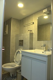 Qonaq Hotel & Suites