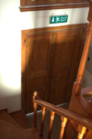 Qonaq Hotel & Suites