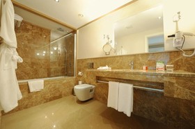 Aspera Hotel Altunizade