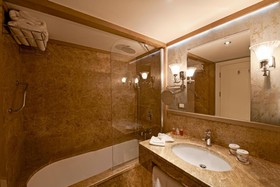 Aspera Hotel Altunizade