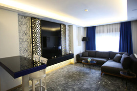 Random Premium Suit Otel