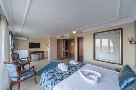 Rast Hotel
