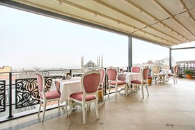 Rast Hotel