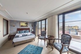 Rast Hotel