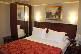 Regency World Suite Hotel