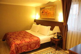 Regency World Suite Hotel