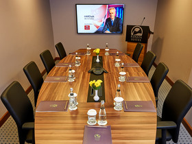 Renata Suites Boutique Hotel