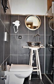 Rooftop Balat Rooms & Apartments Turkuaz Olive