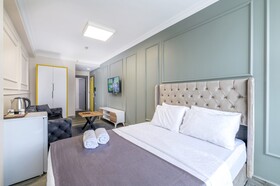 Royal Luxury Hotels Suites