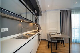 Rusel Park Residence