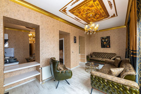 Sam Diamond Residence