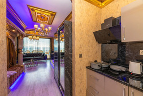 Sam Diamond Residence