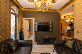 Sam Diamond Residence