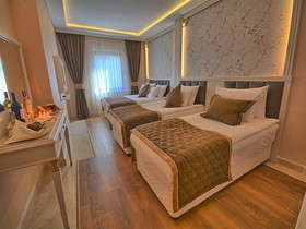 Samir Deluxe Hotel