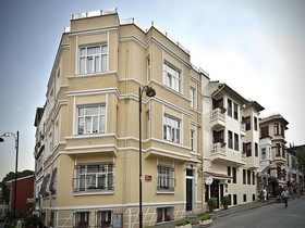 Sari Konak