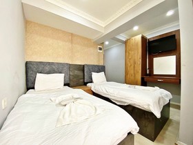 Big Life Suite Hotel