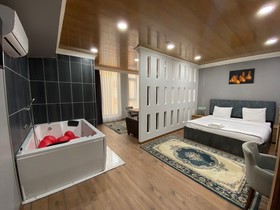 Big Life Suite Hotel