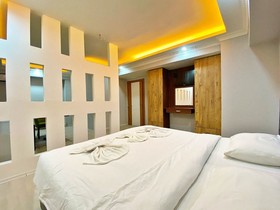 Big Life Suite Hotel