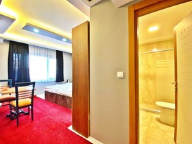 Big Life Suite Hotel