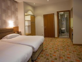 Serene Hotel