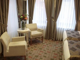 Serene Hotel
