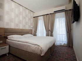 Serene Hotel