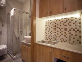 Serene Hotel