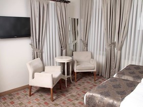 Serene Hotel