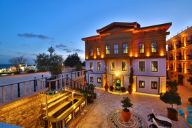 Seven Hills Palace Hotel