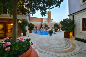 Seven Hills Palace Hotel