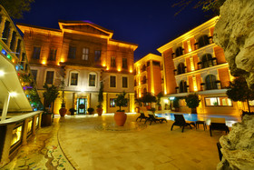 Seven Hills Palace Hotel