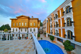 Seven Hills Palace Hotel