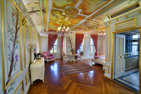 Seven Hills Palace Hotel