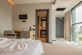 Sherlock Homes Hotels