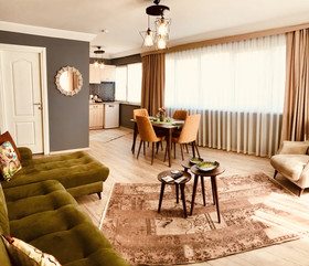 Sirena's Suites