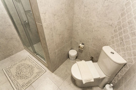 Sirena's Suites