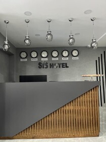 Sis Hotel
