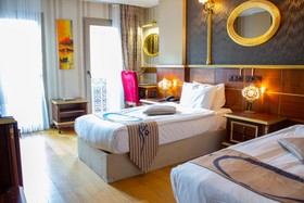 Edition Old City Boutique Hotel