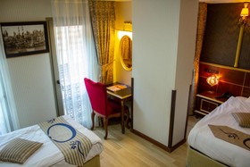 Edition Old City Boutique Hotel