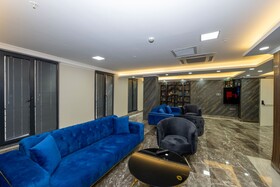 Skystar Deluxe Hotel