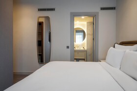 Smart & Simple Hotel