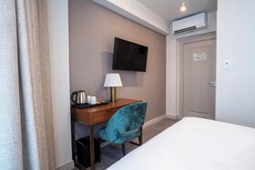 Smart & Simple Hotel