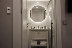 Smart & Simple Hotel