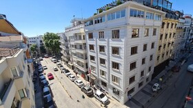 Social House
