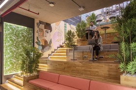 Stayso The House Hotel